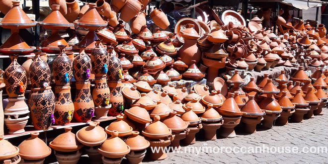 The Ultimate Guide to Selecting the Best Moroccan Tagine Pot for Your  Kitchen - My Moroccan House